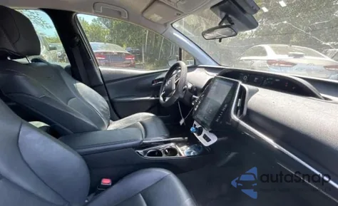2017 Toyota Prius Prime z USA, uszkodzony, nr VIN JTDKARFP1H3005961